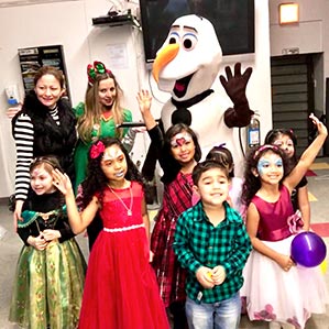 Olaf y payasos de navidad