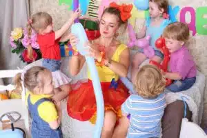 , 7 Tips de Cómo Realizar una Fiesta Infantil con Poco Dinero: Guía Definitiva